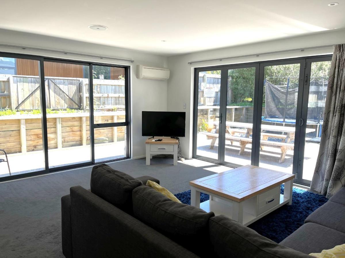 32 Rutherford Crescent ハンマー・スプリングス エクステリア 写真